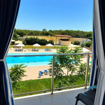 Lägenhet Zen Poolside