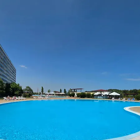 Zen Poolside Olimp